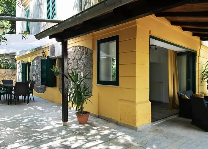 Nico, Volosko, Pet Friendly Apartament *